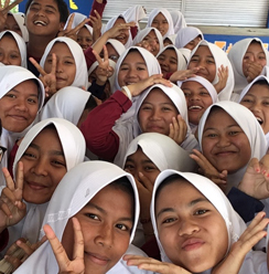 인도네시아 청소년, 홀로서기를 준비하다