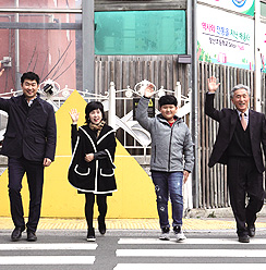 초록우산과 함께 학교 가는 길을 만드는 사람들